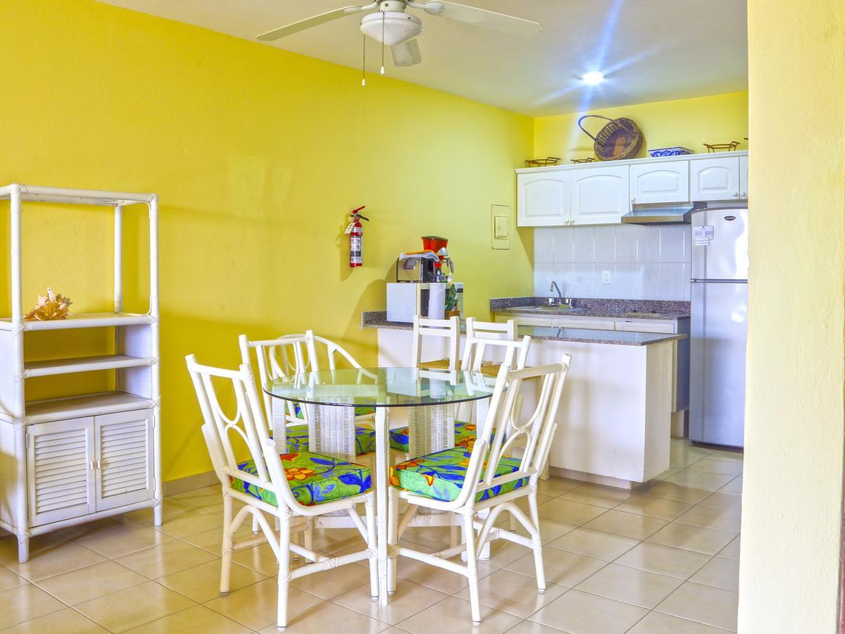 Nautibeach Beach Front Condos In North Beach Isla Mujeres Εξωτερικό φωτογραφία