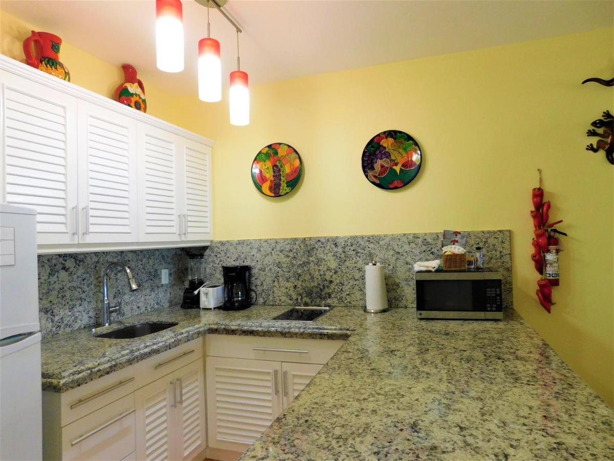 Nautibeach Beach Front Condos In North Beach Isla Mujeres Εξωτερικό φωτογραφία